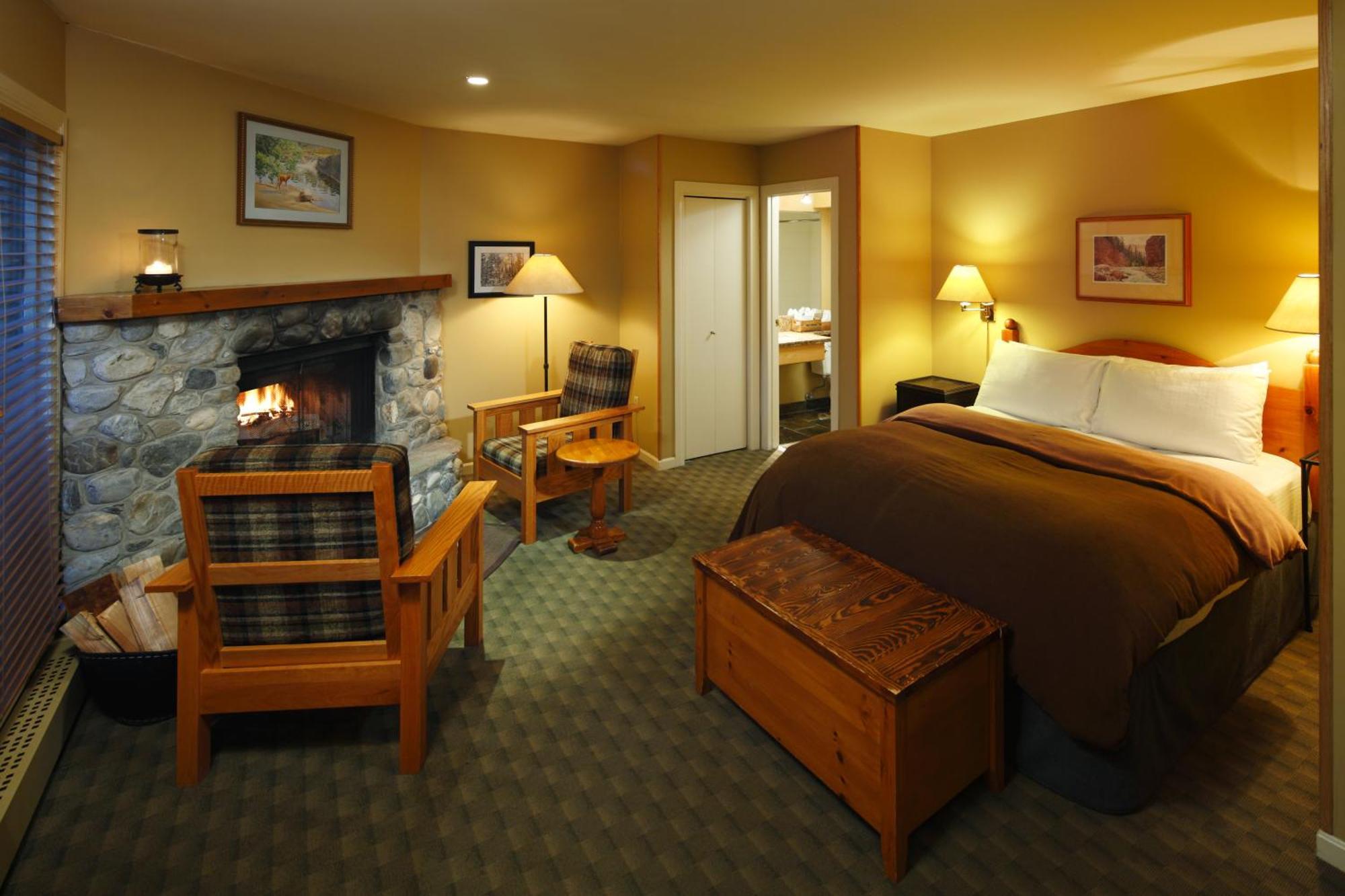 Emerald Lake Lodge Field Esterno foto