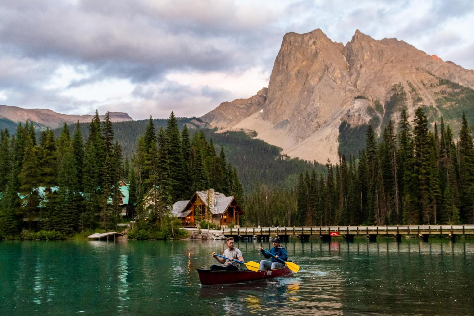 Emerald Lake Lodge Field Esterno foto