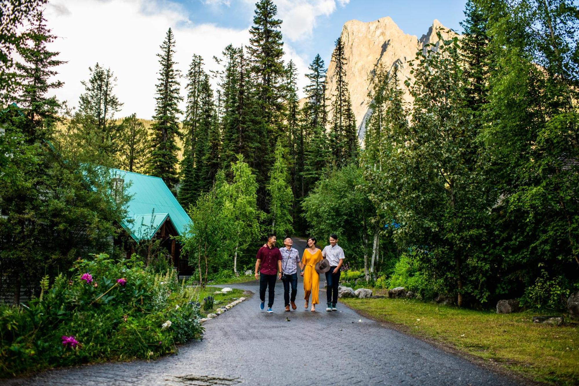 Emerald Lake Lodge Field Esterno foto