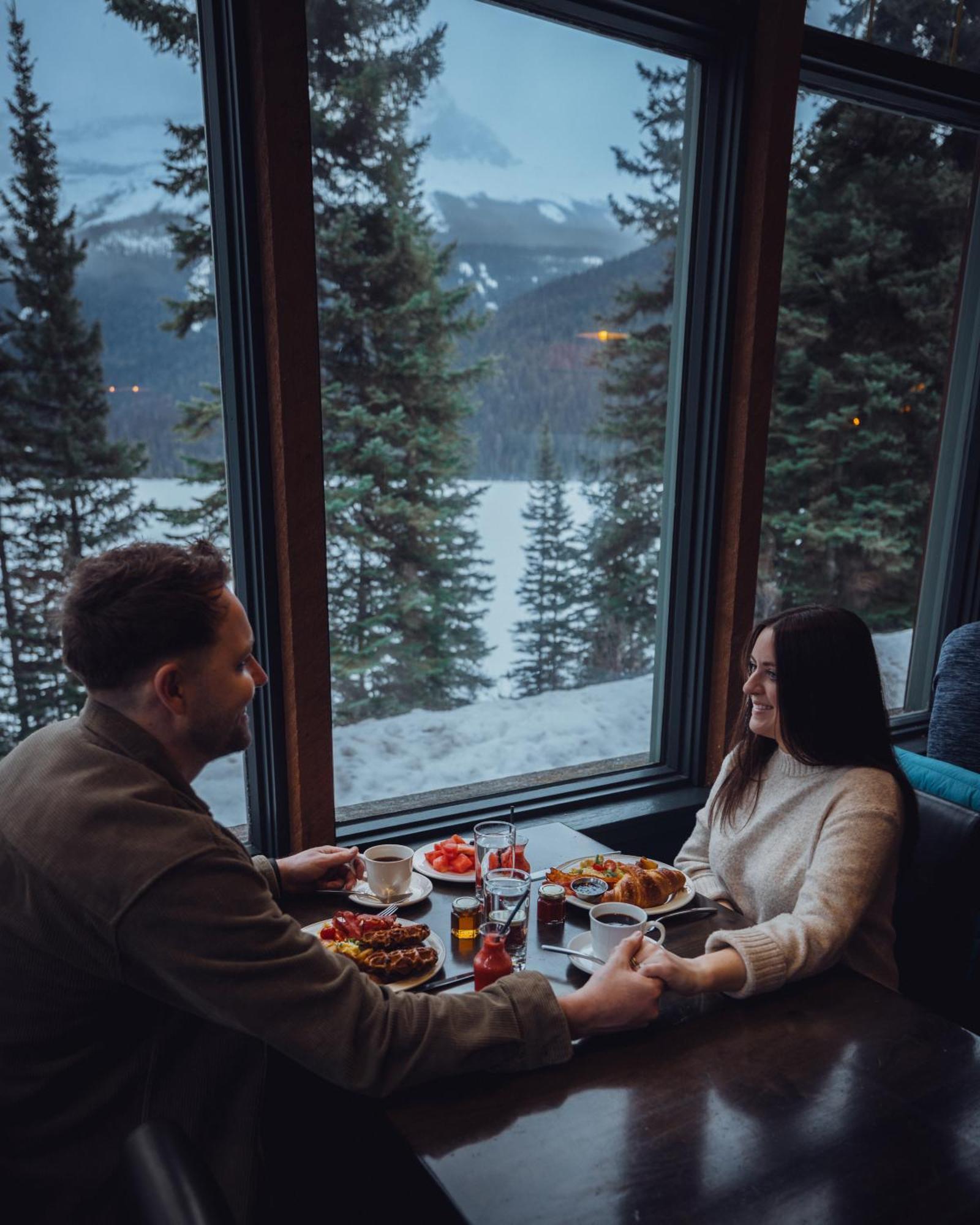 Emerald Lake Lodge Field Esterno foto