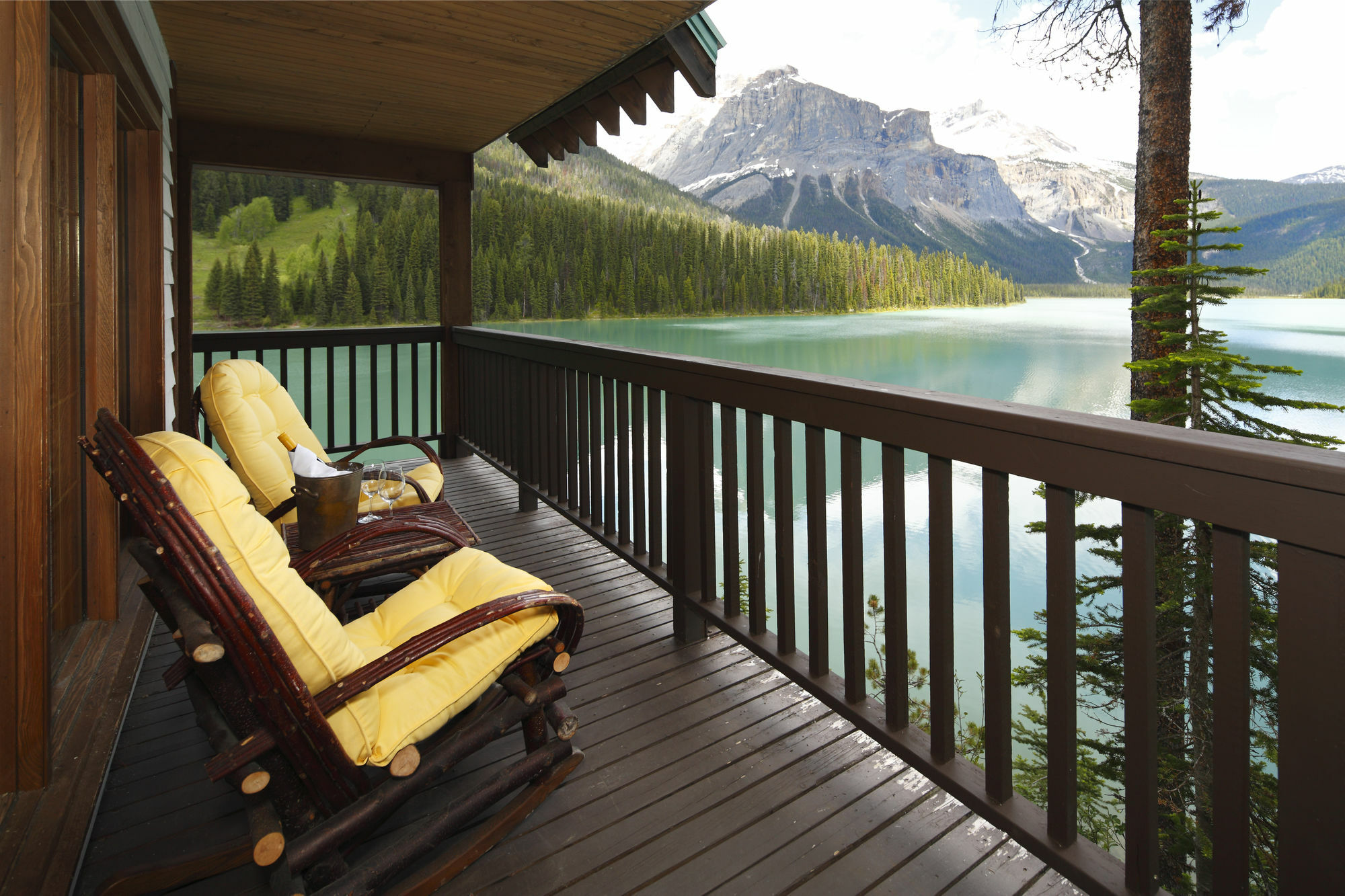 Emerald Lake Lodge Field Esterno foto