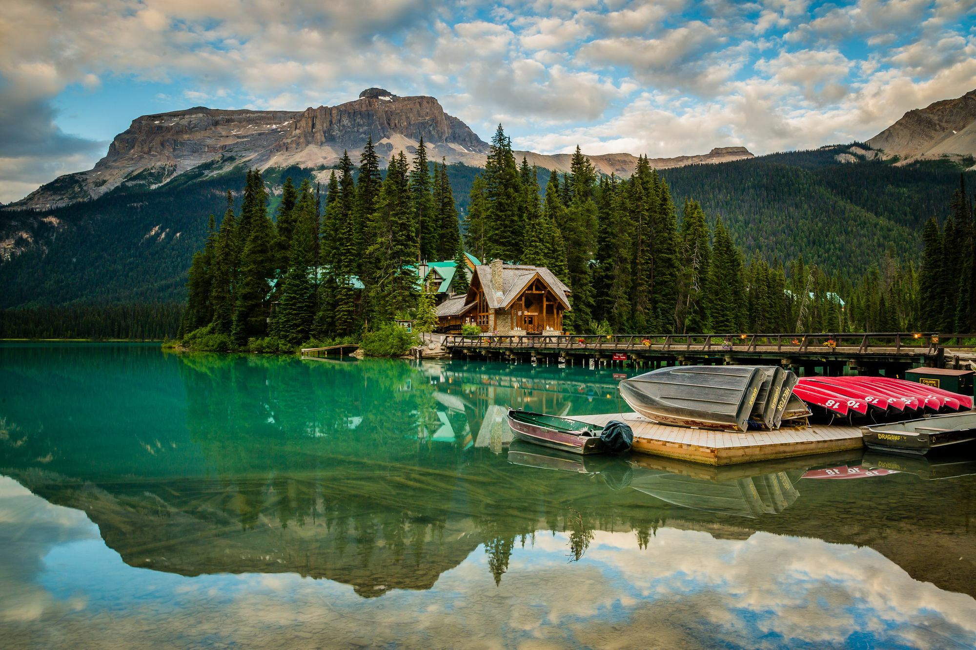 Emerald Lake Lodge Field Esterno foto